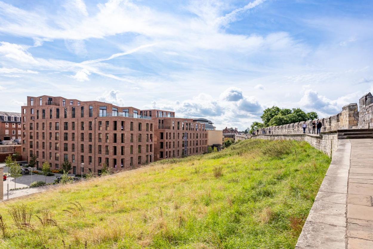 Luxury 2 Bedroom Apartment With Free Parking In The Heart Of York Exteriér fotografie